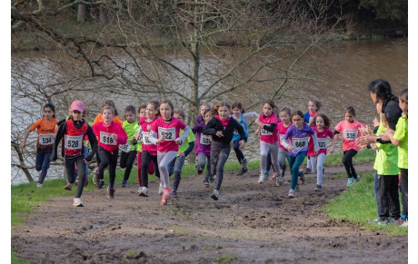 PREMIER CROSS POUR LES ECOLES D’ATHLÉTISME du LITTORAL 44  à PORNIC